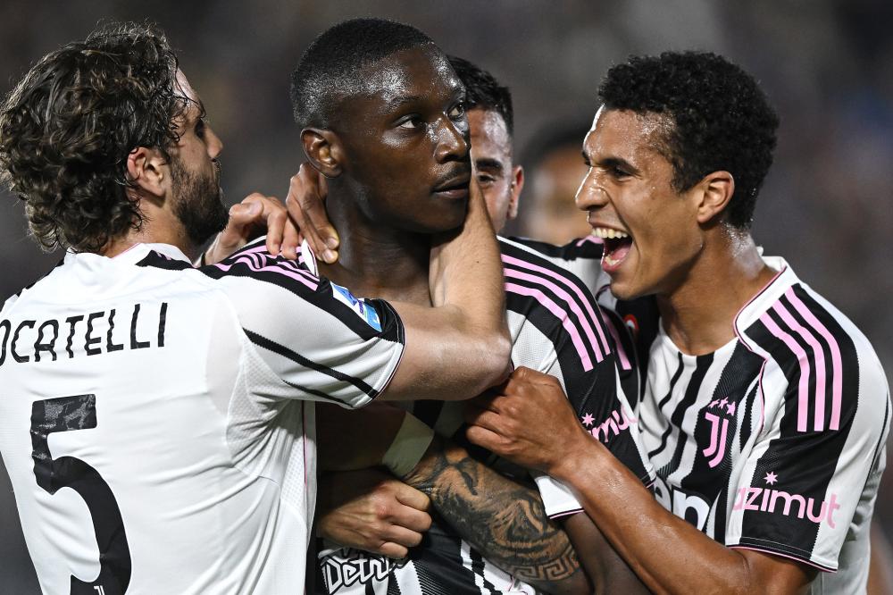 世界杯小组赛H组赛程：乌拉圭vs西班牙北京时间6月27日8点